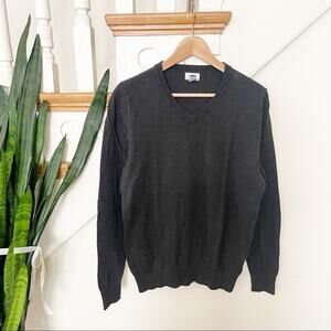 Old navy basic charcoal gray V-neck Sweater size Small